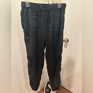 Linen Joggers
CASLON small